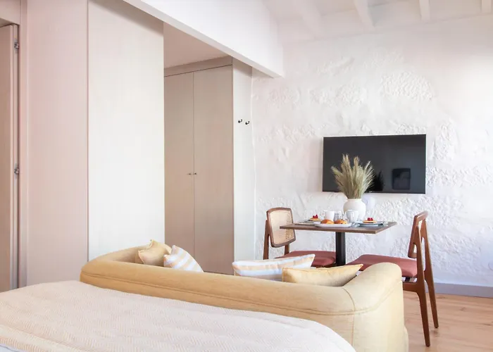 Bainharia 82 By Lovelystay