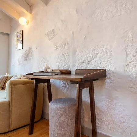 Bainharia 82 By Lovelystay